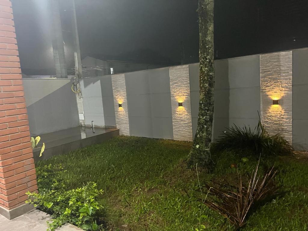 Casa Para Alugar Em Bertioga - Piscina, Wifi E Churrasqueira Экстерьер фото
